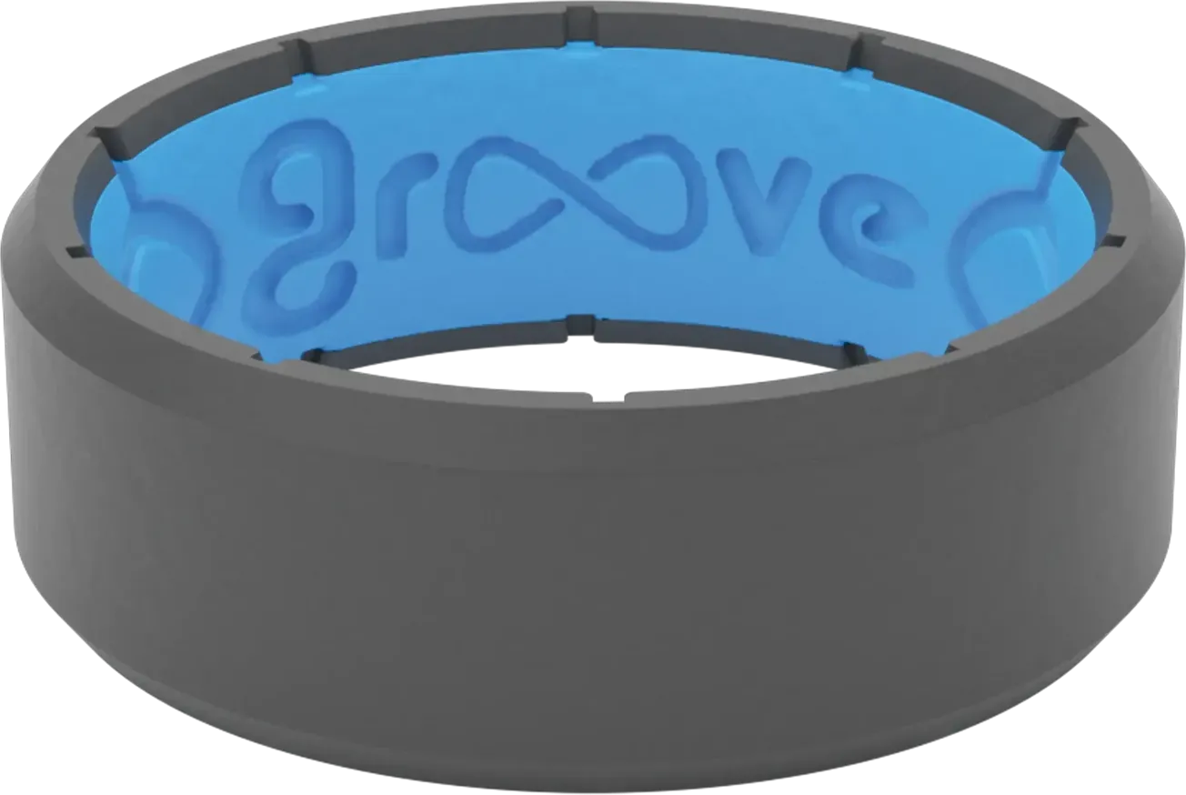 Edge Deep Stone Grey Ring, seen from the front with the blue inner grooves and the Groove lettering inside